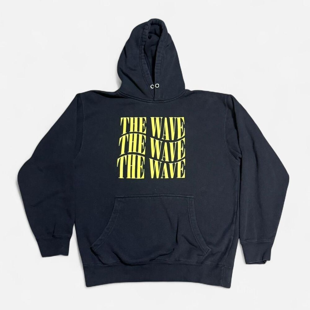 Fanjoy black and yellow the wave fit size medium (width 20/2in, length 26/2in)